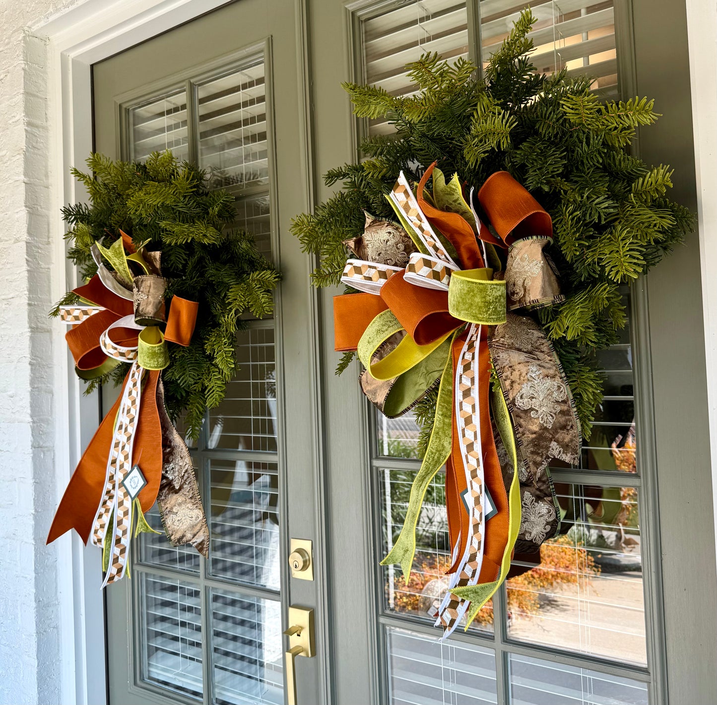 Lush Noble pine wreath with JME hand tied bow. Perfect wreath to switch bows out for Christmas or winter. About 24inches in diameter. Shipping Monday August 18th.
