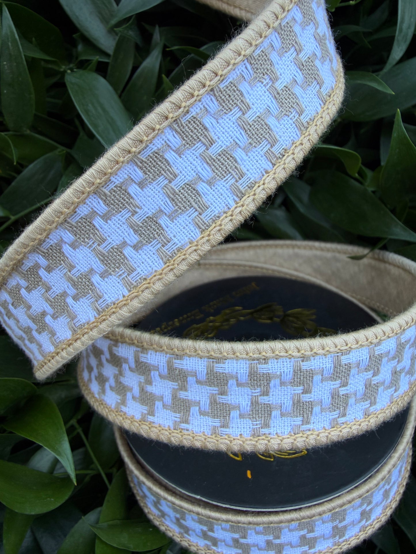 HOUNDS TOOTH/DUPION FUSED 1"X10YD TAN HEAVY WIRED RIBBON