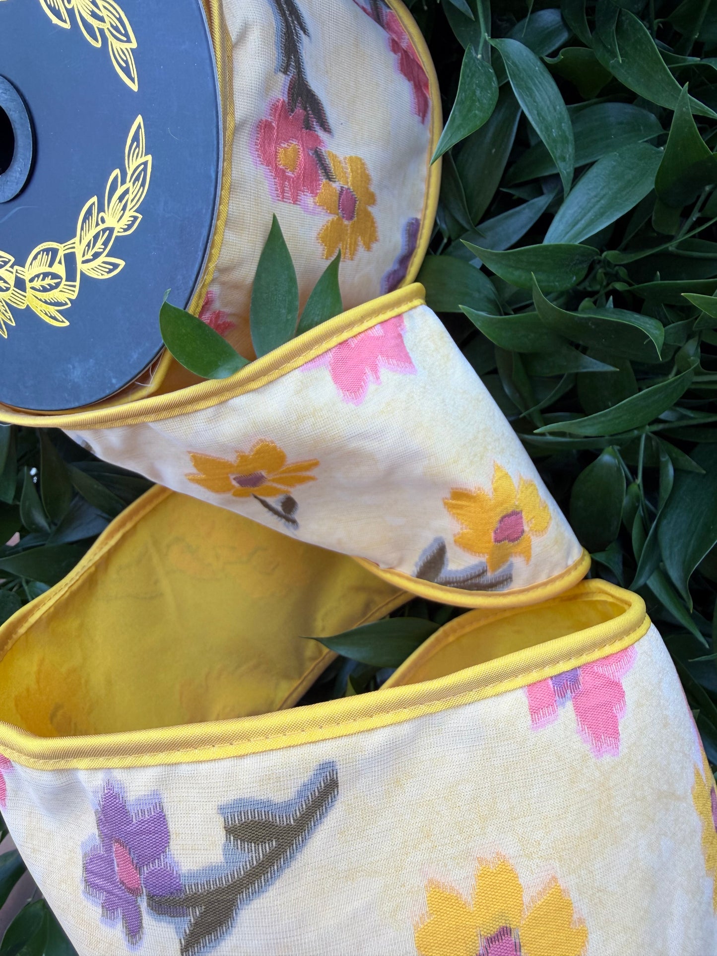 FLORAL SHEER JACQ/FUSED TAFFETA/PIPING 4"x10YD MUSTARD HEAVY WIRED RIBBON