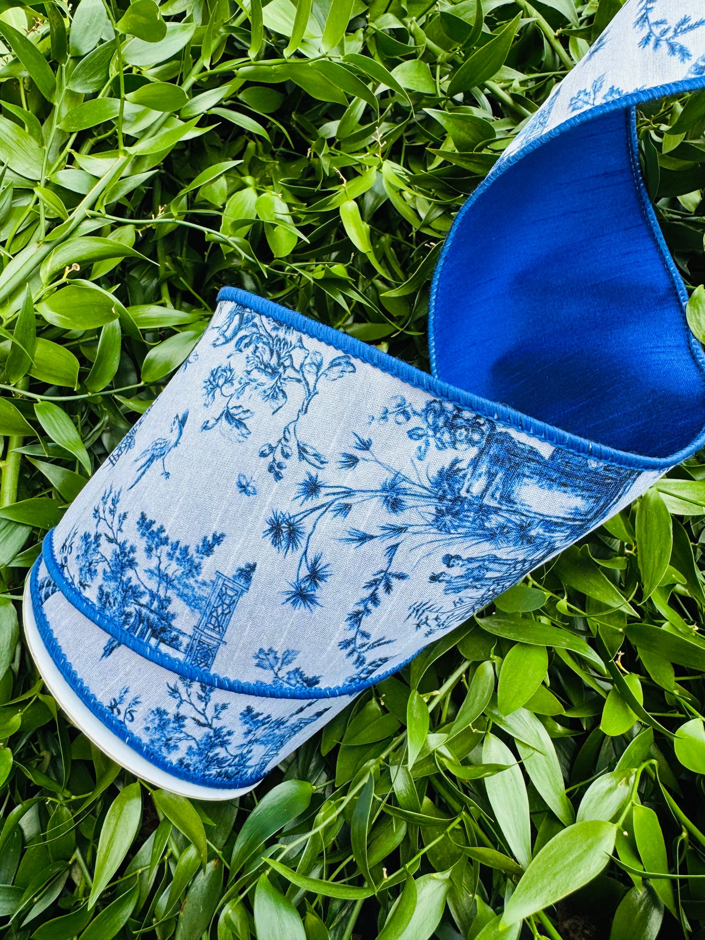 JME heavy wired ribbon. BLUE/WHITE Chinoiserie Pattern with Blue Dupion Back 4"x 10YDS
