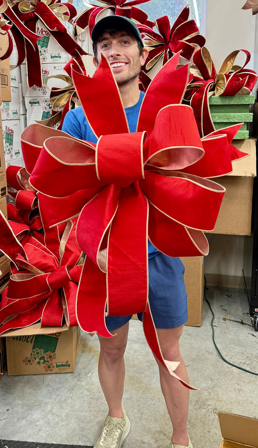 Dupion red bow made with 10 yards of JME 4in wide ribbon.