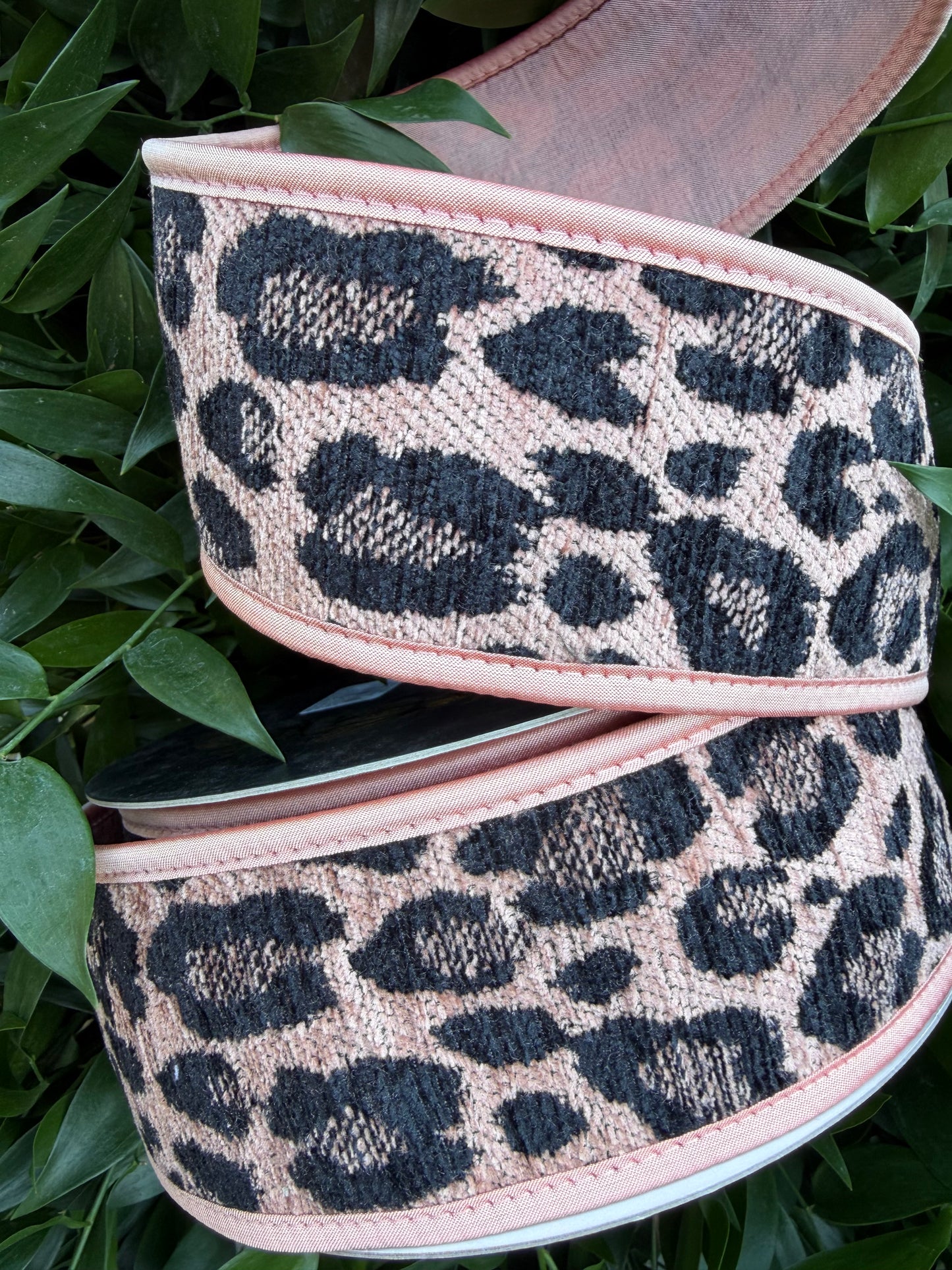LEOPARD CHENILLE JACQ/DUPION FUSED/PIPING 2.5"X10YD PINK HEAVY WIRED RIBBON