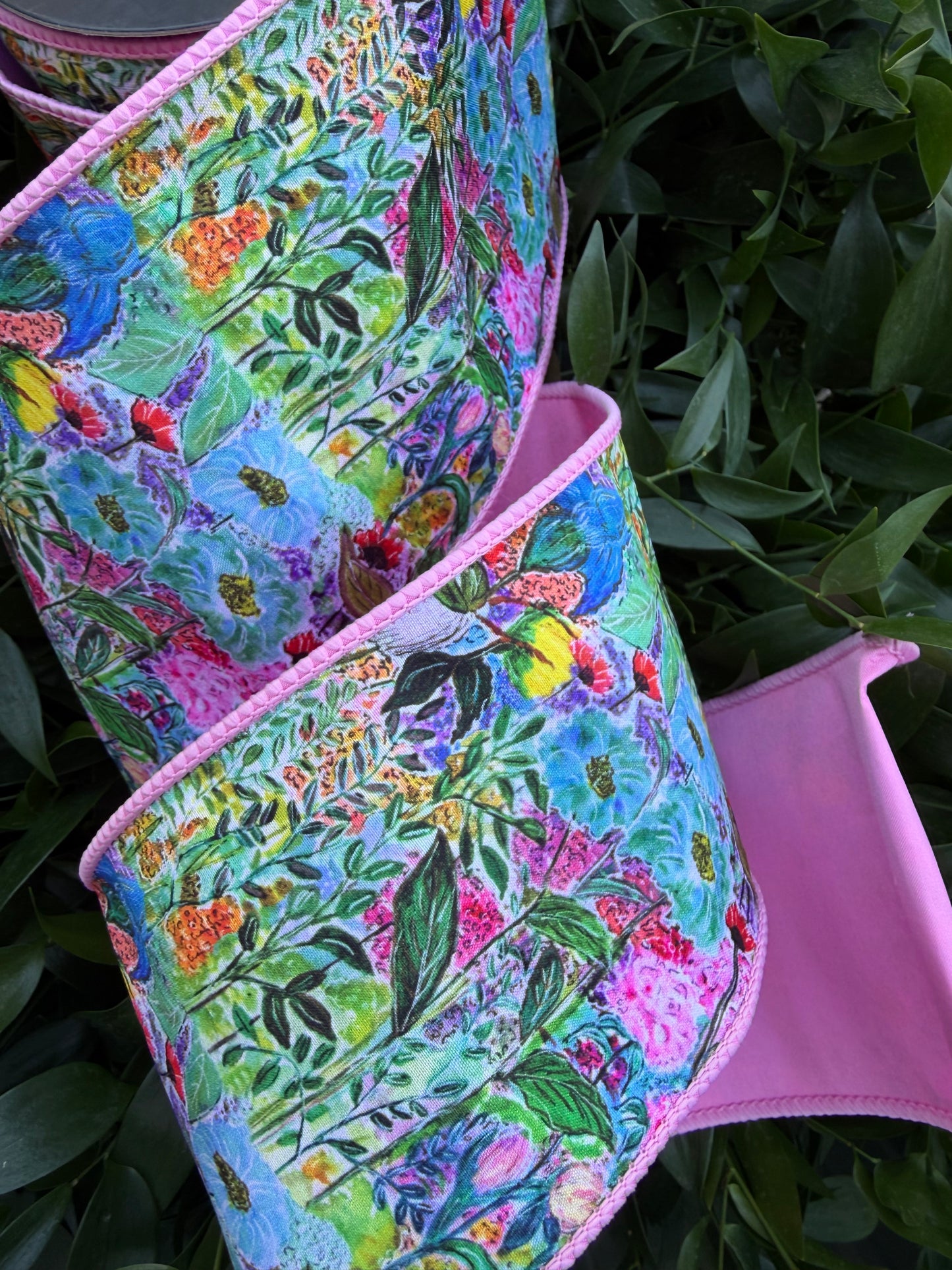 FLORAL WATER COLOR DIGI PRINT/DUPION BLUSH FUSED 4"x10YD MULTICOLOR/PINK HEAVY WIRED RIBBON