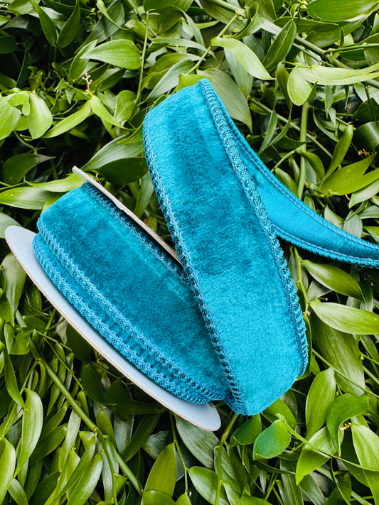 JME heavy wired ribbon. TURQUOISE velvet backed with metallic TURQUOISE dupion. 1“ x 10 yards